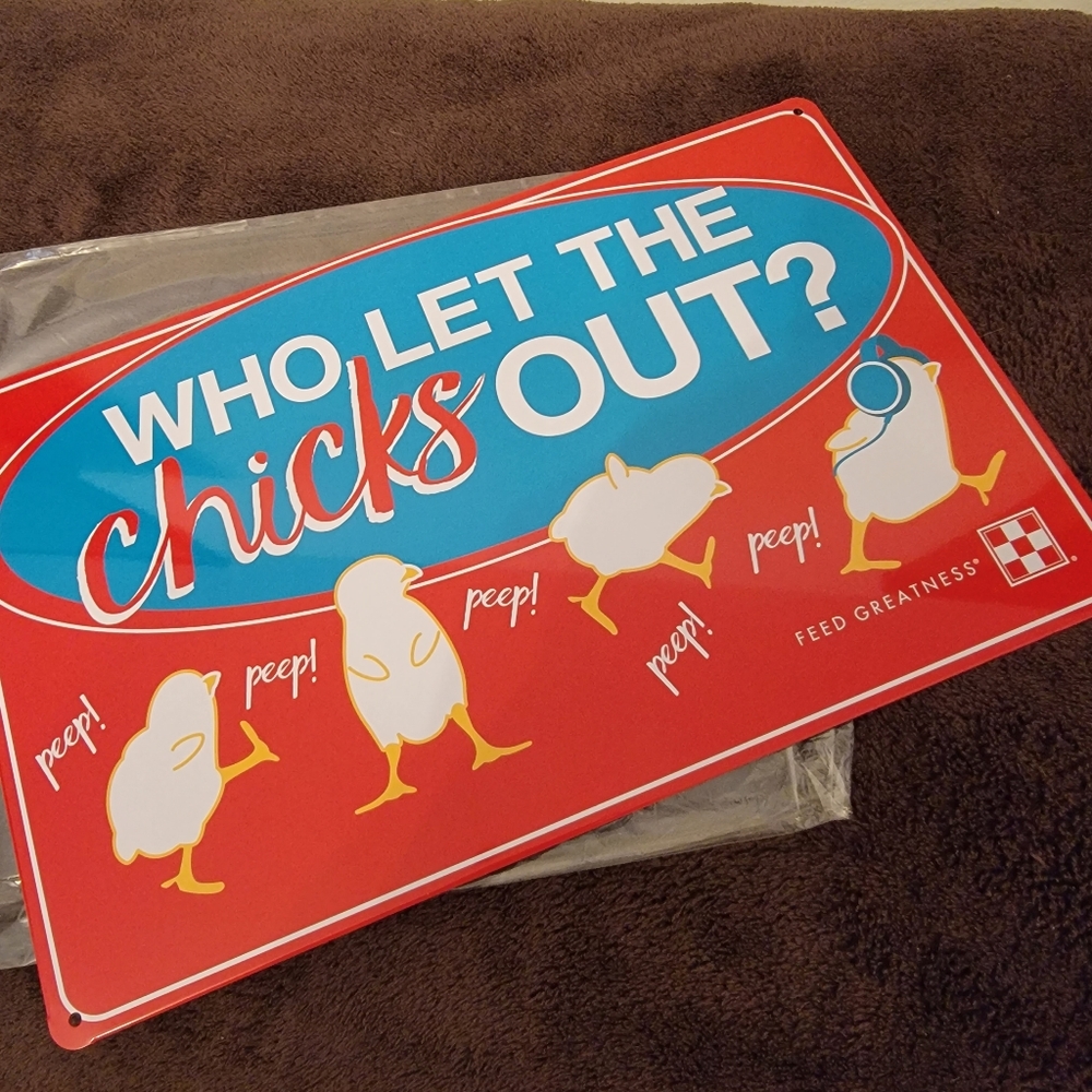 NWT Purina Sign